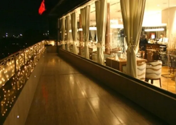 Hotel Burgas בורגאס