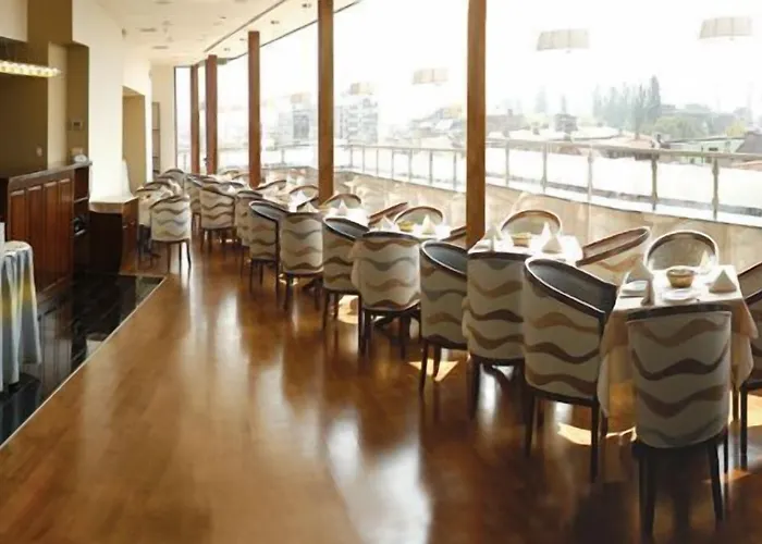 Hotel Burgas בורגאס