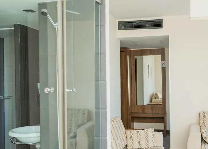 מלון Hotel Burgas