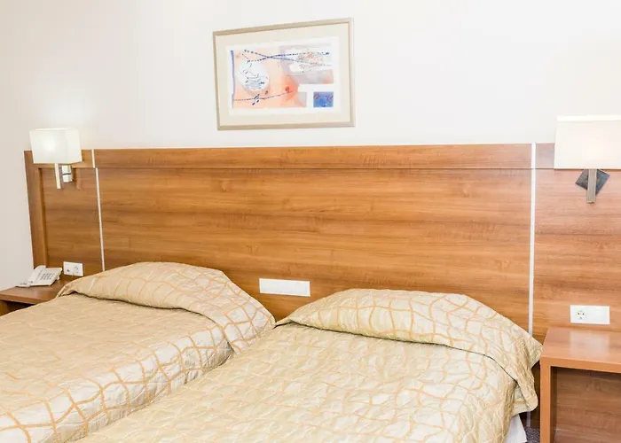 מלון Hotel Burgas